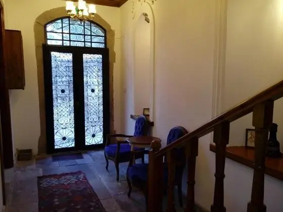 Deluxe Triple Room-2