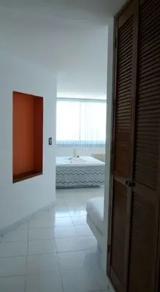 Standard Room, Street View