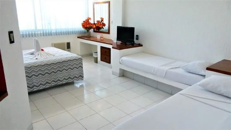 Standard Room, Street View