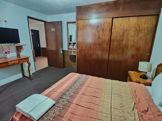 Oda, 1 Çift Kişilik Yatak