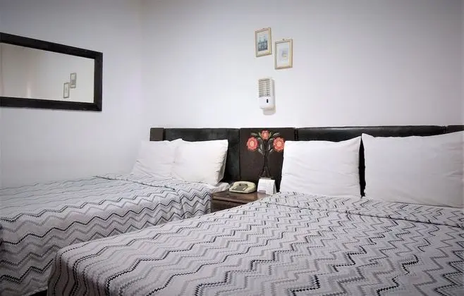 Oda, 2 Çift Kişilik Yatak