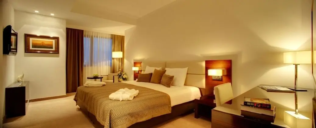 Junior Stüdyo Süit