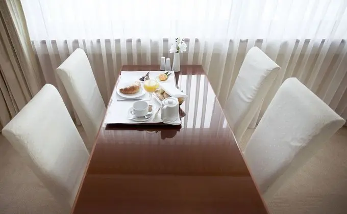 Junior Stüdyo Süit