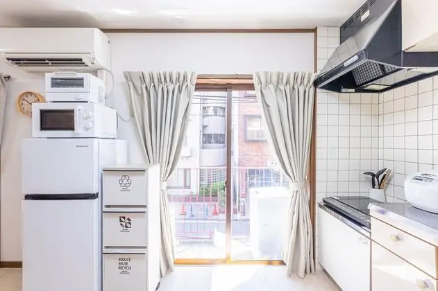 Comfort Dört Kişilik Oda (Arita heights namba 206)
