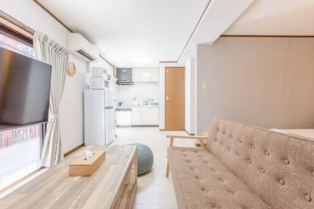 Comfort Dört Kişilik Oda (Arita heights namba 206)