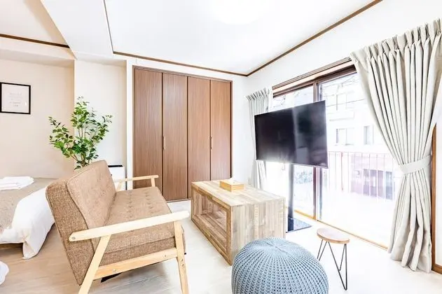 Comfort Dört Kişilik Oda (Arita heights namba 206)
