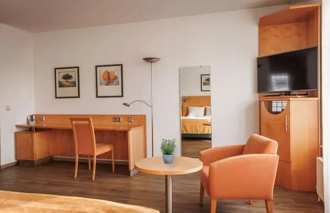 Comfort Tek Büyük veya İki Ayrı Yataklı Oda