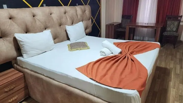 Basic Tek Büyük Yataklı Oda
