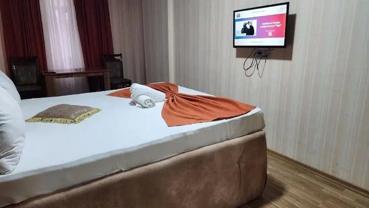 Basic Tek Büyük Yataklı Oda