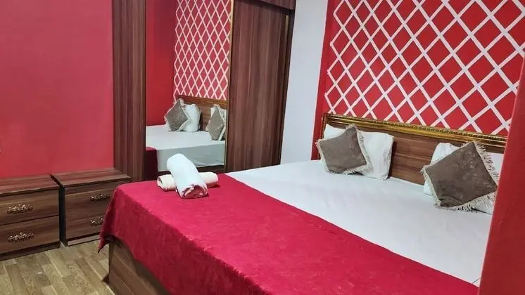 Basic Tek Büyük Yataklı Oda