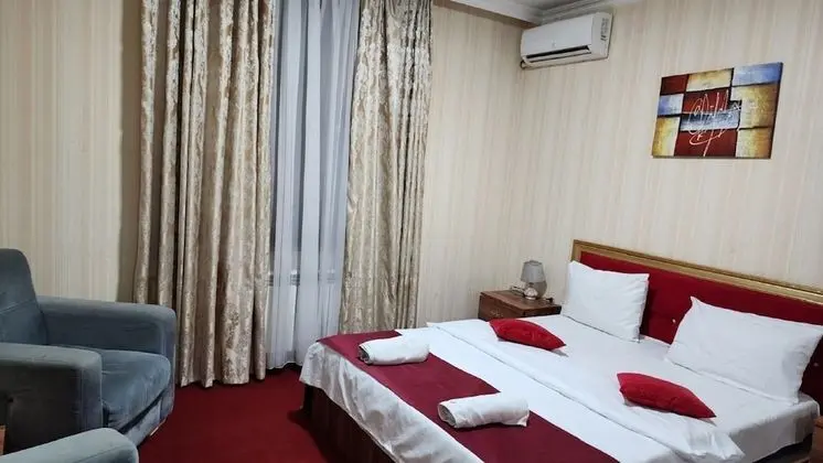 Basic Tek Büyük Yataklı Oda