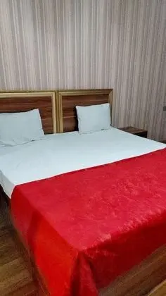 Basic Tek Büyük Yataklı Oda