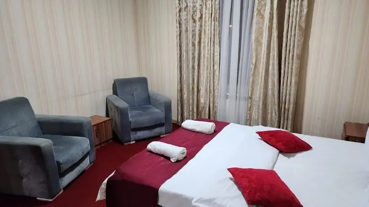 Basic Tek Büyük Yataklı Oda