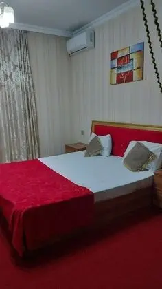 Basic Tek Büyük Yataklı Oda