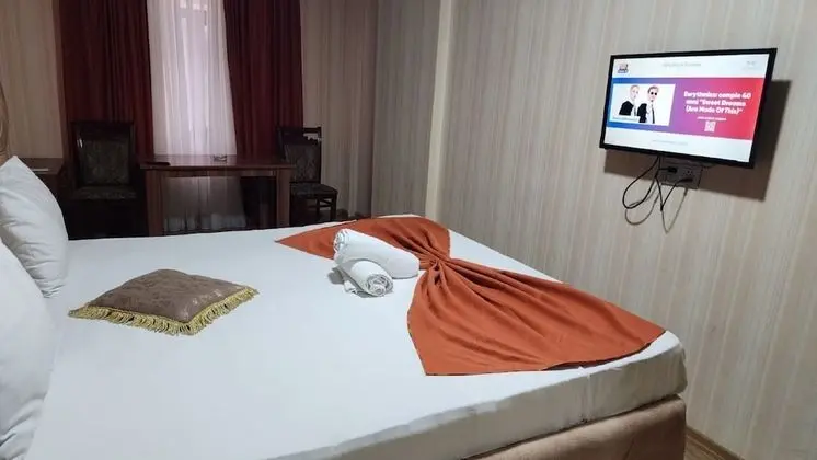 Basic Tek Büyük Yataklı Oda