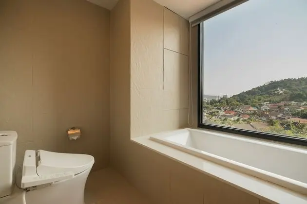 Junior Tek Büyük veya İki Ayrı Yataklı Oda (Ocean View)