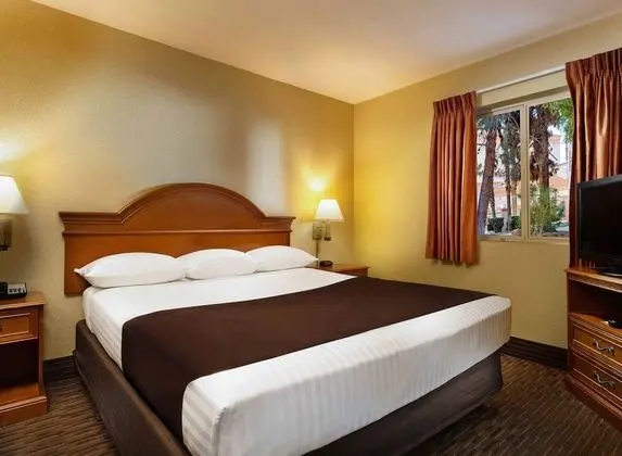 Deluxe Stüdyo Süit