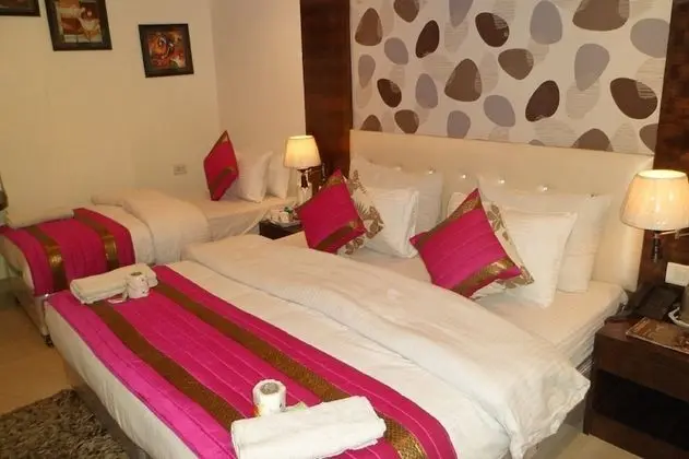 Deluxe Üç Kişilik Oda