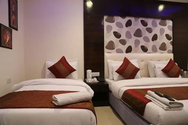 Deluxe Üç Kişilik Oda