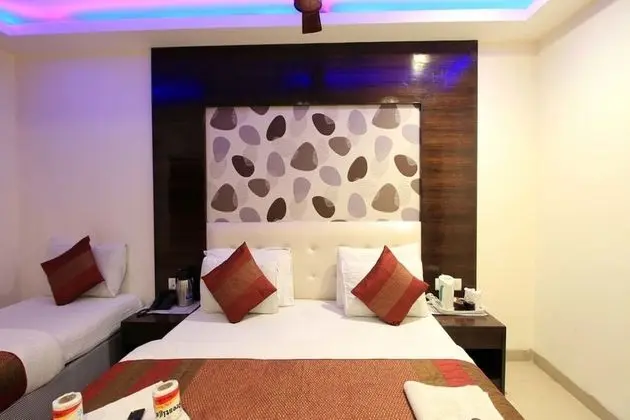 Deluxe Üç Kişilik Oda