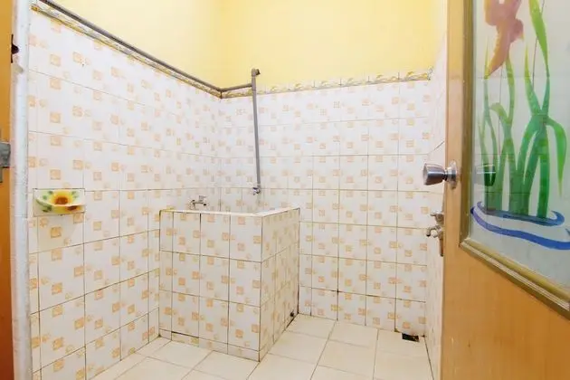Ortak Ranzalı Oda, Sadece kadınlar için