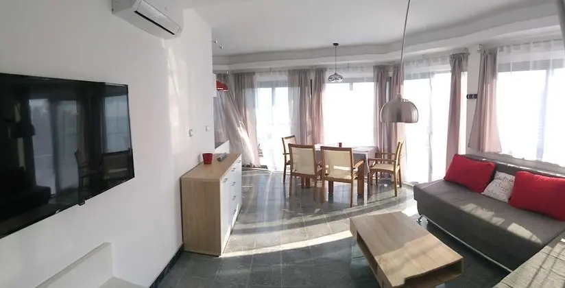 Babe. Superior Apartment with Panoramic Terrace