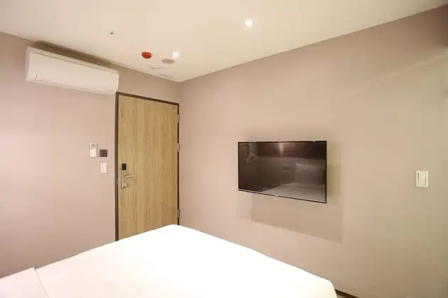 Standard Tek Büyük Yataklı Oda, Penceresiz