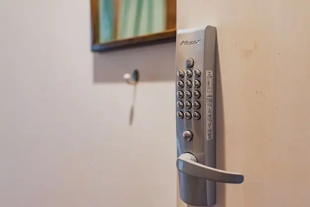 Tek Büyük Yataklı Oda (Private)