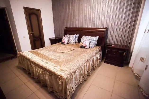 Classic Tek Büyük Yataklı Oda