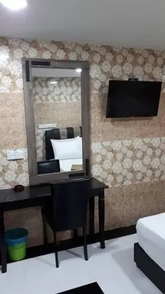 Üç Kişilik Oda