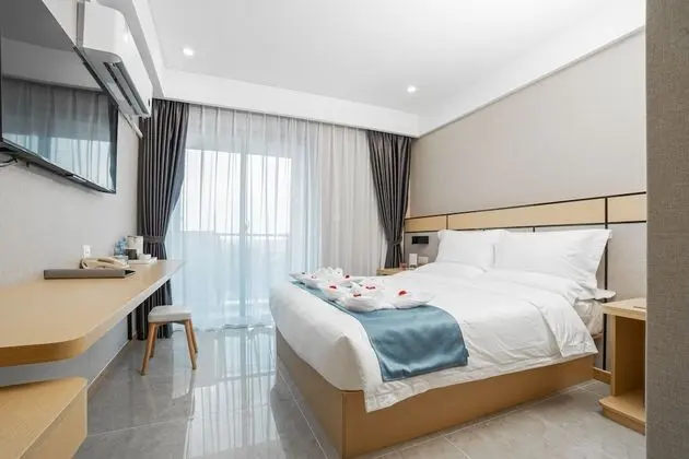 Standard Tek Büyük Yataklı Oda, Balkon, Şehir Manzaralı
