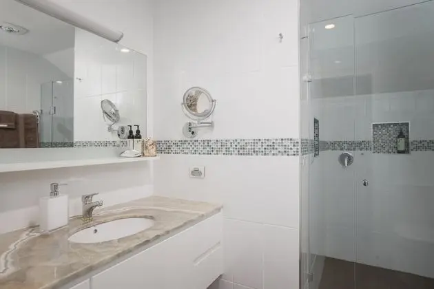 Standard Süit, 1 Yatak Odası, Sigara İçilmez, Balkon (Admiral Suite)