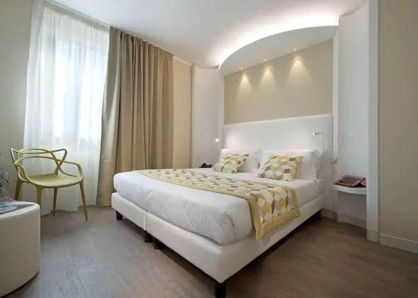 Basic Tek Büyük veya İki Ayrı Yataklı Oda