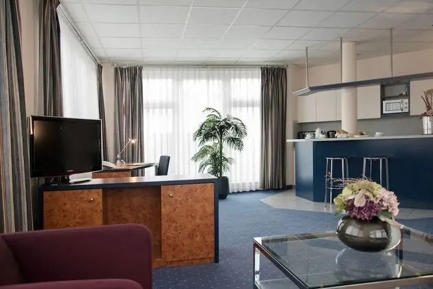 Çatı Katı Süiti (Penthouse), 1 En Büyük (King) Boy Yatak
