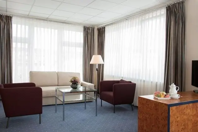 Çatı Katı Süiti (Penthouse), 1 En Büyük (King) Boy Yatak