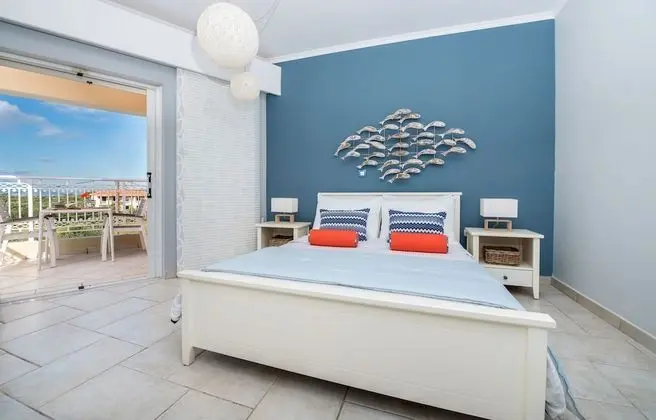 Deluxe Double Room  (2nd / 3rd floor)