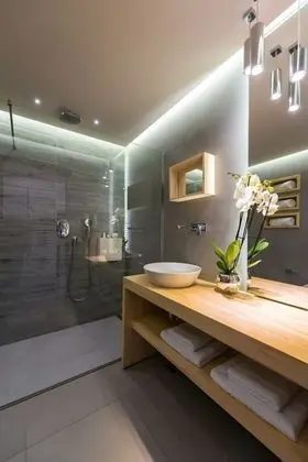 Deluxe Suite, 2 Bedrooms, Sea View  (2nd / 3rd floor)