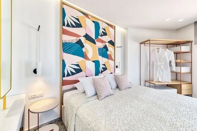 Grand Suite, Jetted Tub, Sea View  (2nd / 3rd floor)
