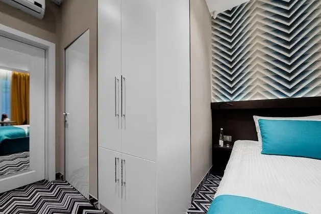 Comfort Tek Büyük veya İki Ayrı Yataklı Oda, Birden Çok Yatak, Sigara İçilmez, Avlu Manzaralı