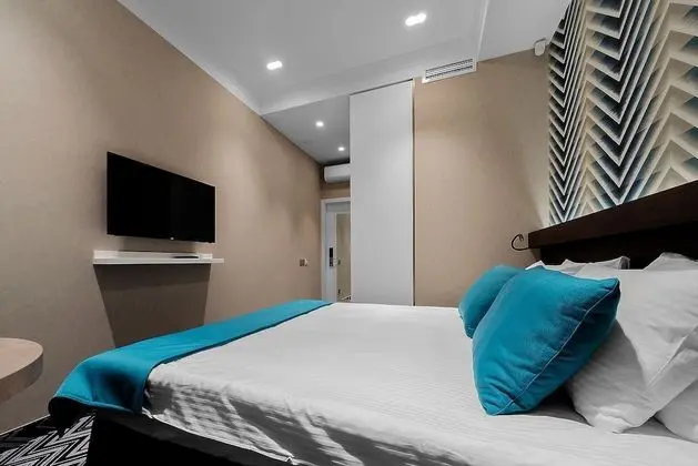 Comfort Tek Büyük veya İki Ayrı Yataklı Oda, Birden Çok Yatak, Sigara İçilmez, Avlu Manzaralı