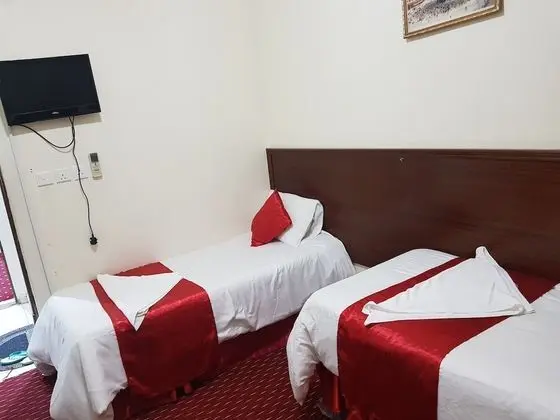 Tek Büyük veya İki Ayrı Yataklı Oda