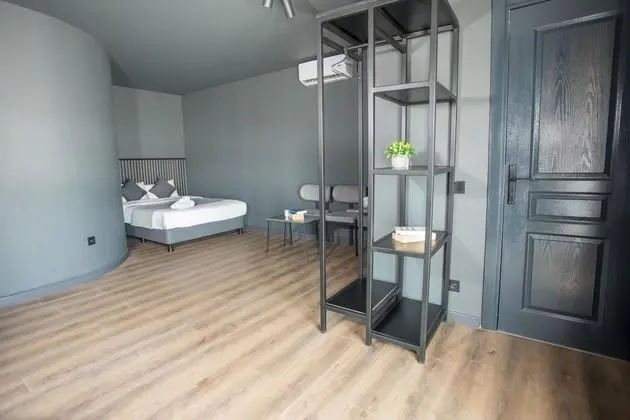 Studio,Manzarasız