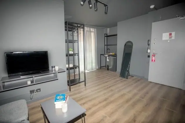 Studio,Manzarasız