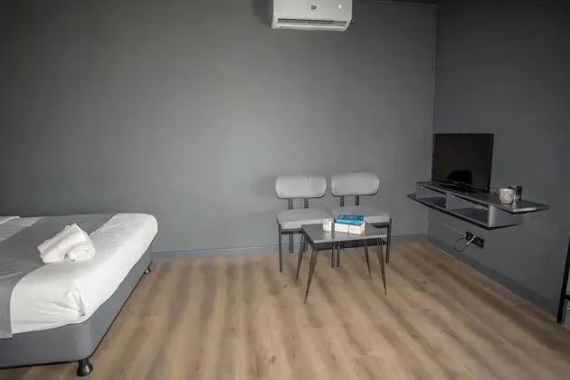 Studio,Manzarasız