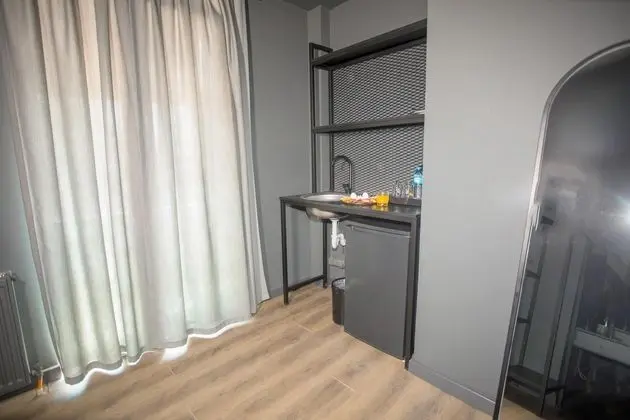 Studio,Manzarasız