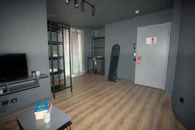 Studio,Manzarasız