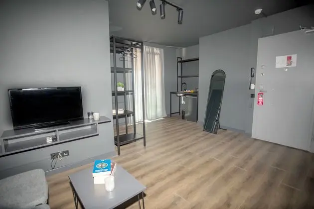 Deluxe Room Studio