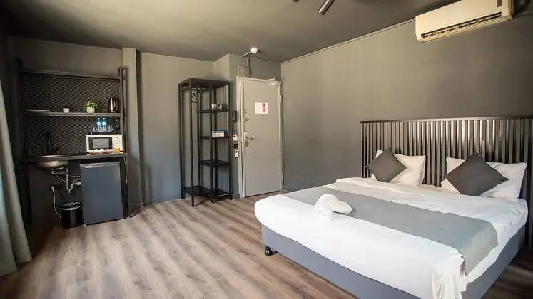 Deluxe Room Studio