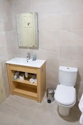 Classic Tek Büyük Yataklı Oda