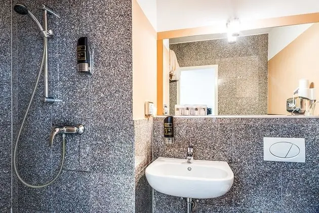 Comfort Tek Kişilik Oda